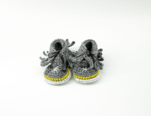 Gracious Gifts: Moccasins - Crocheted Baby/Toddler