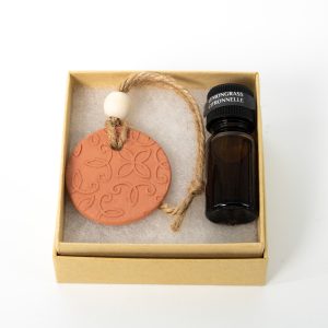 Dana & Tess: Clay Diffuser - Double Curve Clay Diffuser w/ Peppermint Oil